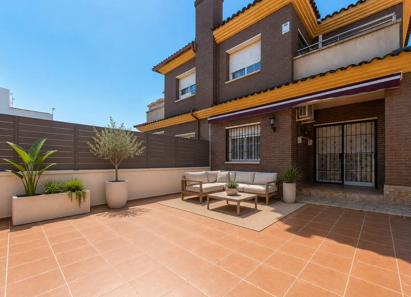 Terrassa de Casa adosada en venda en Cambrils amb Aire condicionat, Calefacció i Jardí privat
