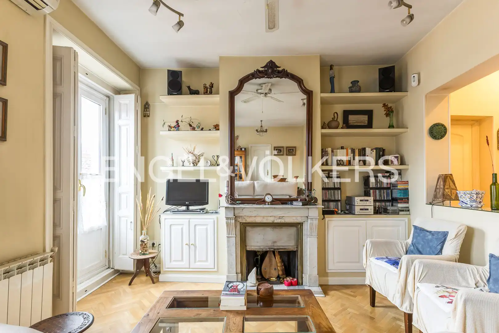 Sala de estar de Piso en venta en Madrid con Aire acondicionado, Calefacción y Parquet