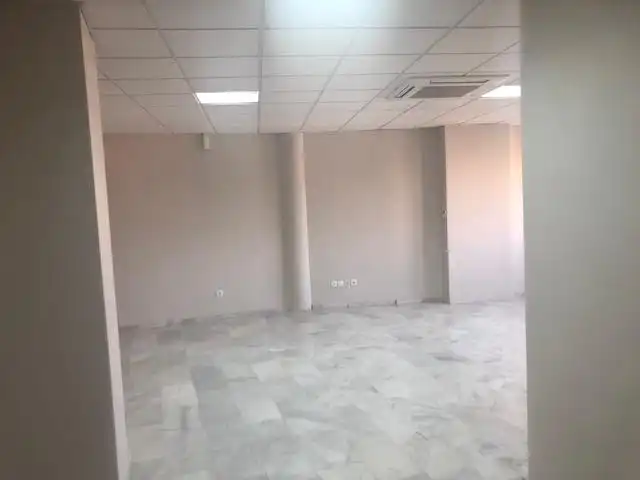 Oficina en venta en Tomares con Aire acondicionado y Calefacción