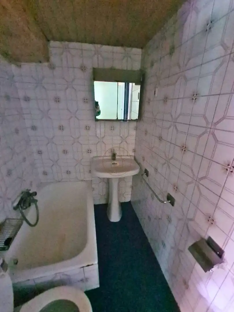 Bathroom of Houses for sale in Lalín  with Private garden, Storage room and Furnished