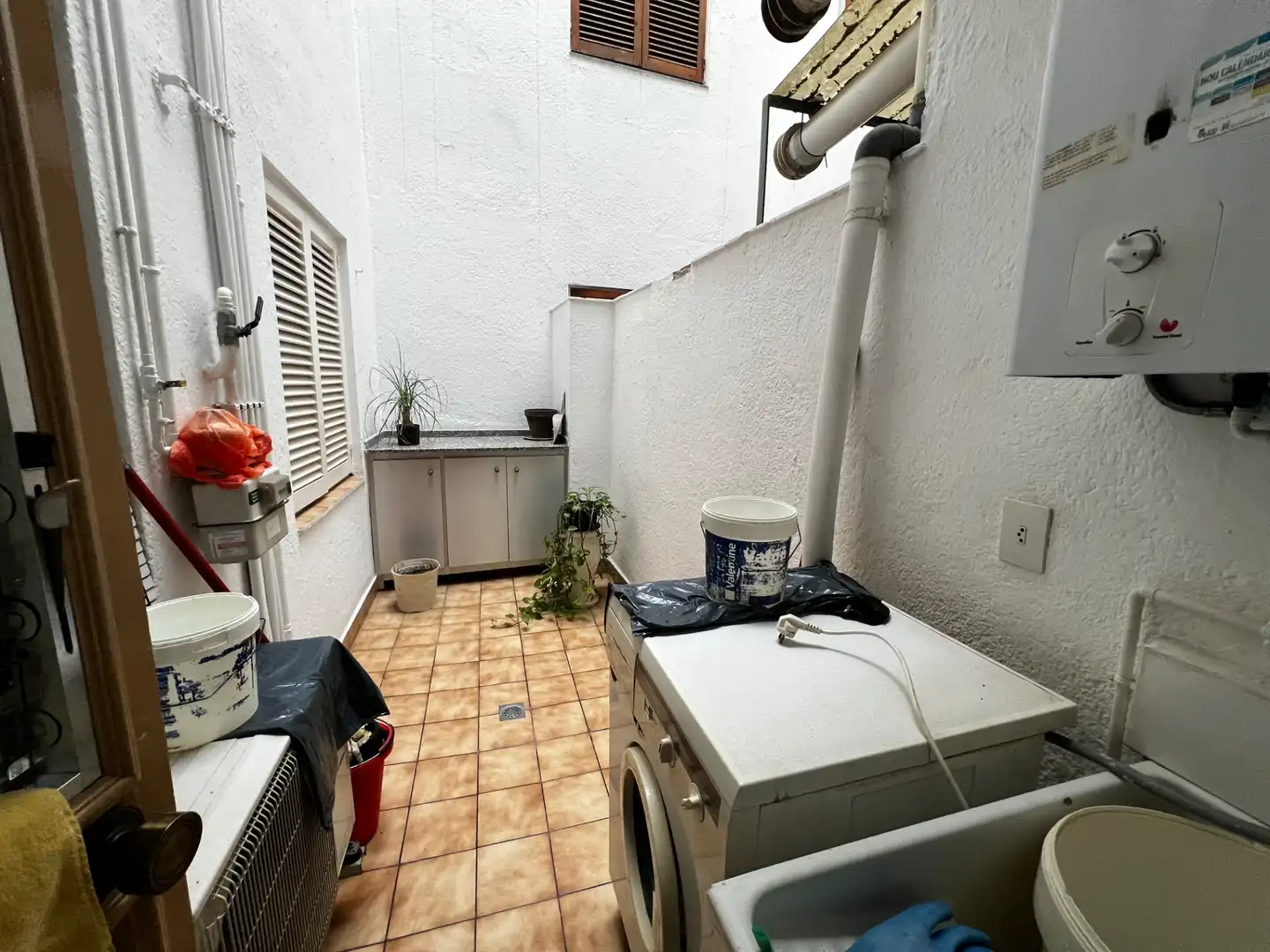 Terrasse von Erdgeschoss zum Verkauf in Canet de Mar mit Klimaanlage, Heizung und Ofen