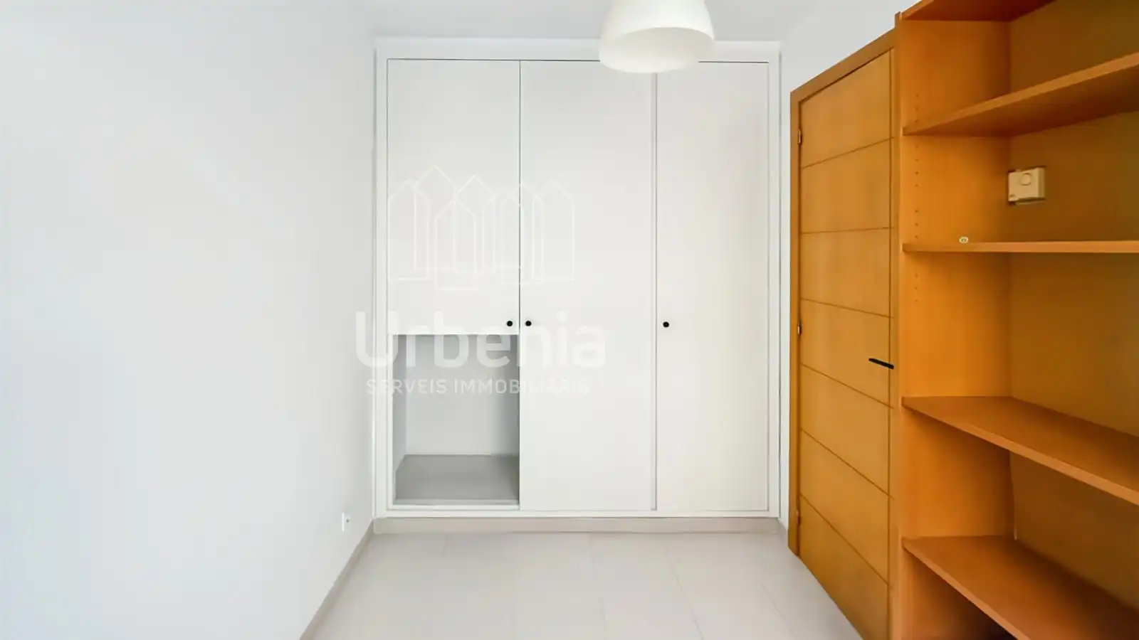 Habitación de Piso en venta en Mataró con Calefacción y Trastero