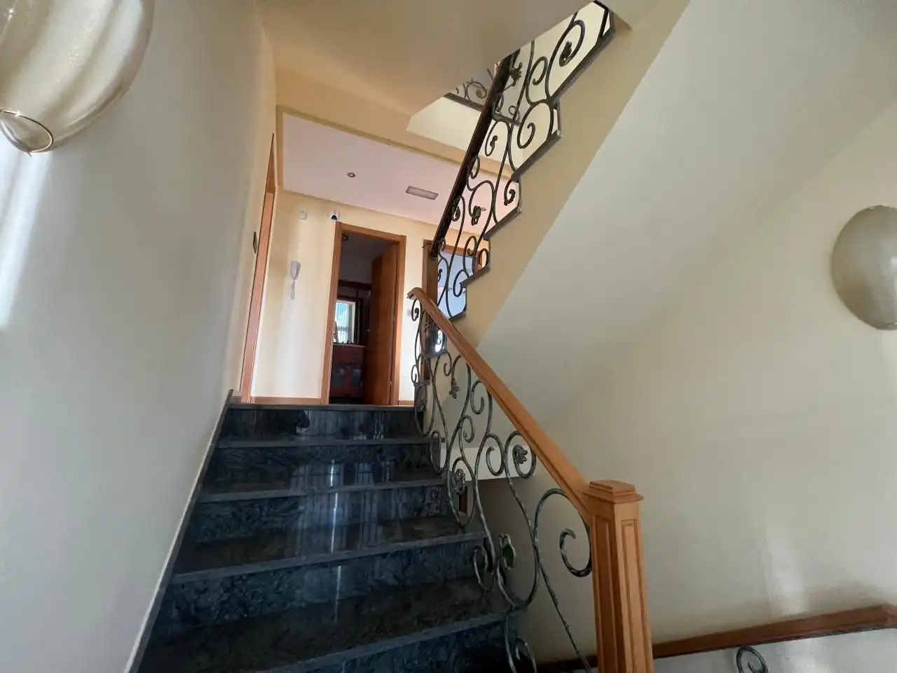 Villa con terrazza in vendita a Rua Ousande 42, imagen 6