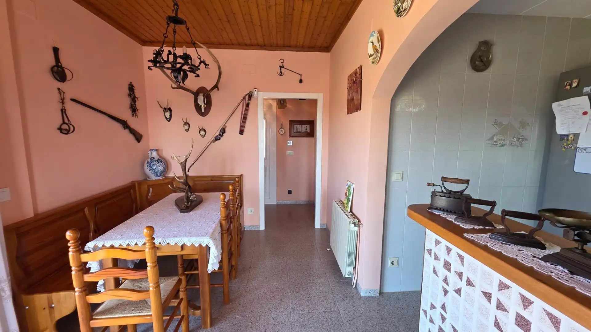 Menjador de Casa o xalet en venda en Tordera amb Aire condicionat, Calefacció i Jardí privat