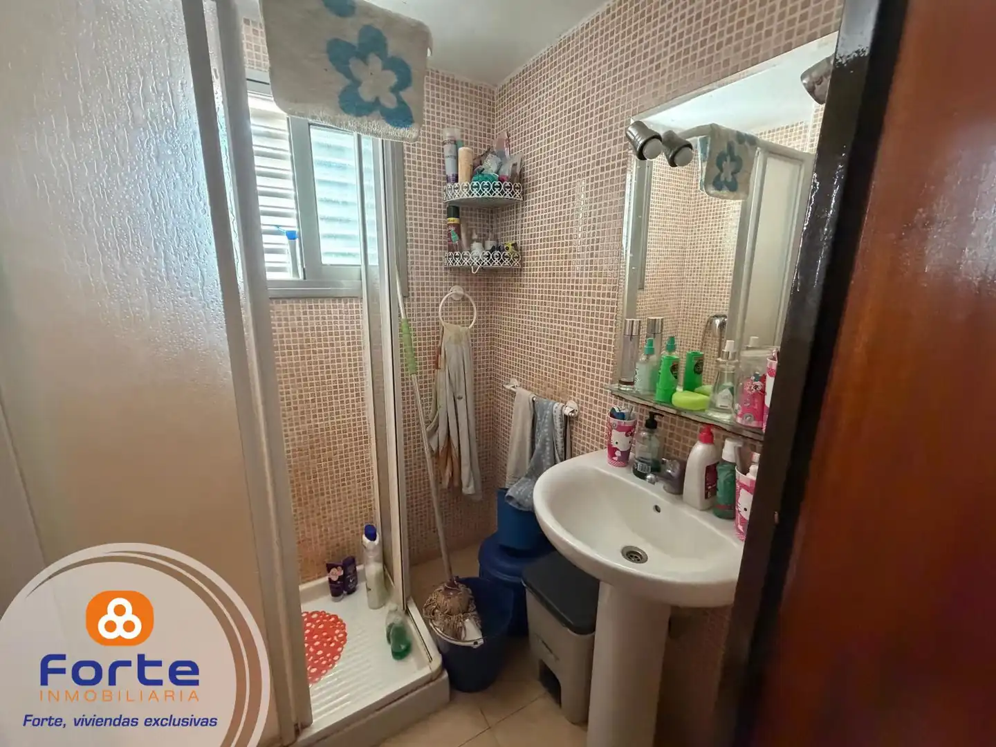 Baño de Piso en venta en Córdoba con Aire acondicionado y Calefacción
