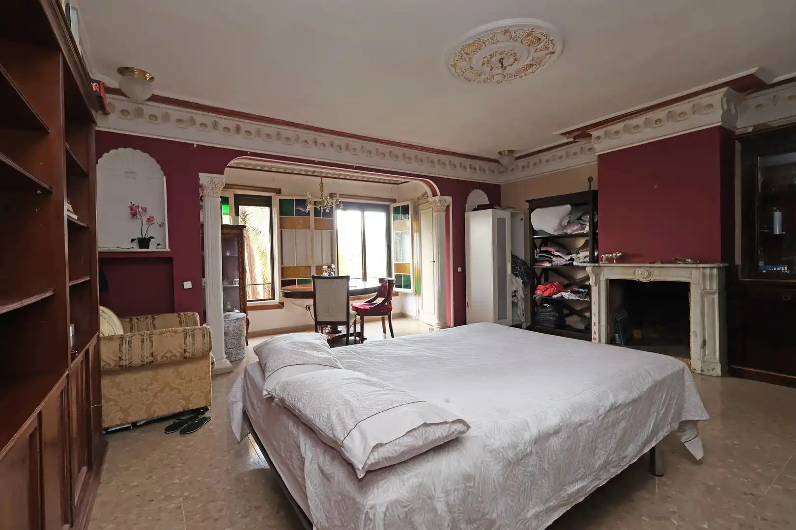 Dormitori de Casa o xalet en venda en Esplugues de Llobregat amb Terrassa, Traster i Balcó