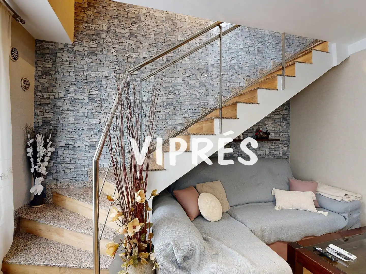 Duplexes for sale in Casco Antiguo