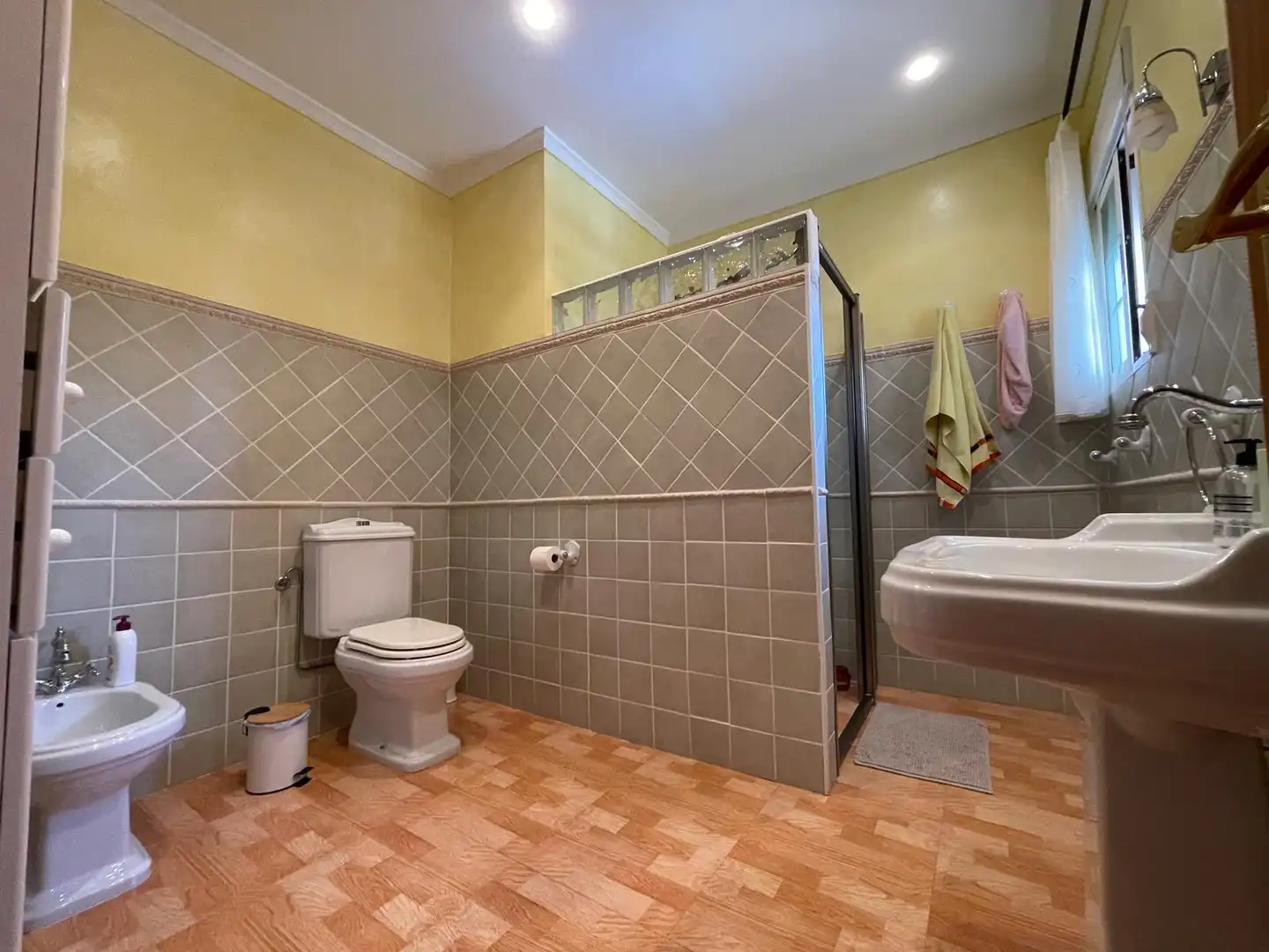 Badezimmer von Haus oder Chalet zum Verkauf in Mazarrón mit Klimaanlage, Heizung und Privatgarten