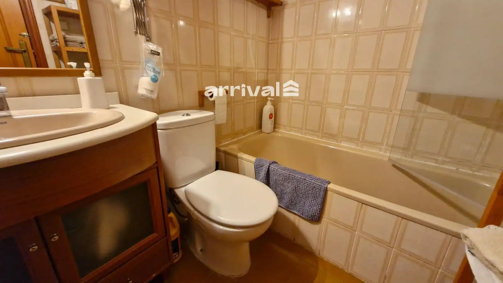 Baño de Casa adosada de alquiler en Valencia con Terraza, Piscina y Horno