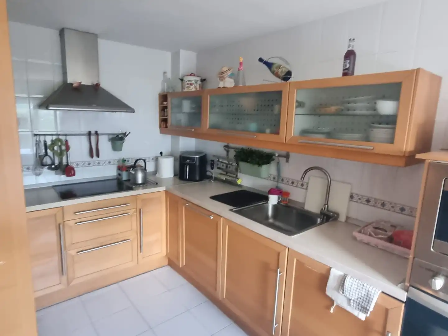 Cuina de Casa adosada en venda en Castrillo del Val amb Calefacció, Jardí privat i Terrassa