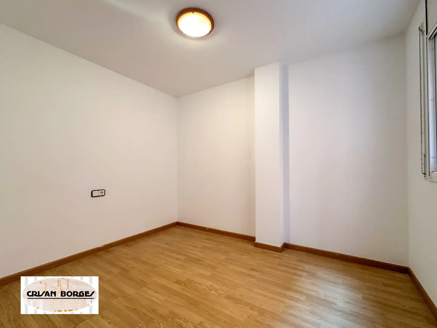 Flat for sale in Reus  with Air Conditioner, Private garden and Parquet flooring