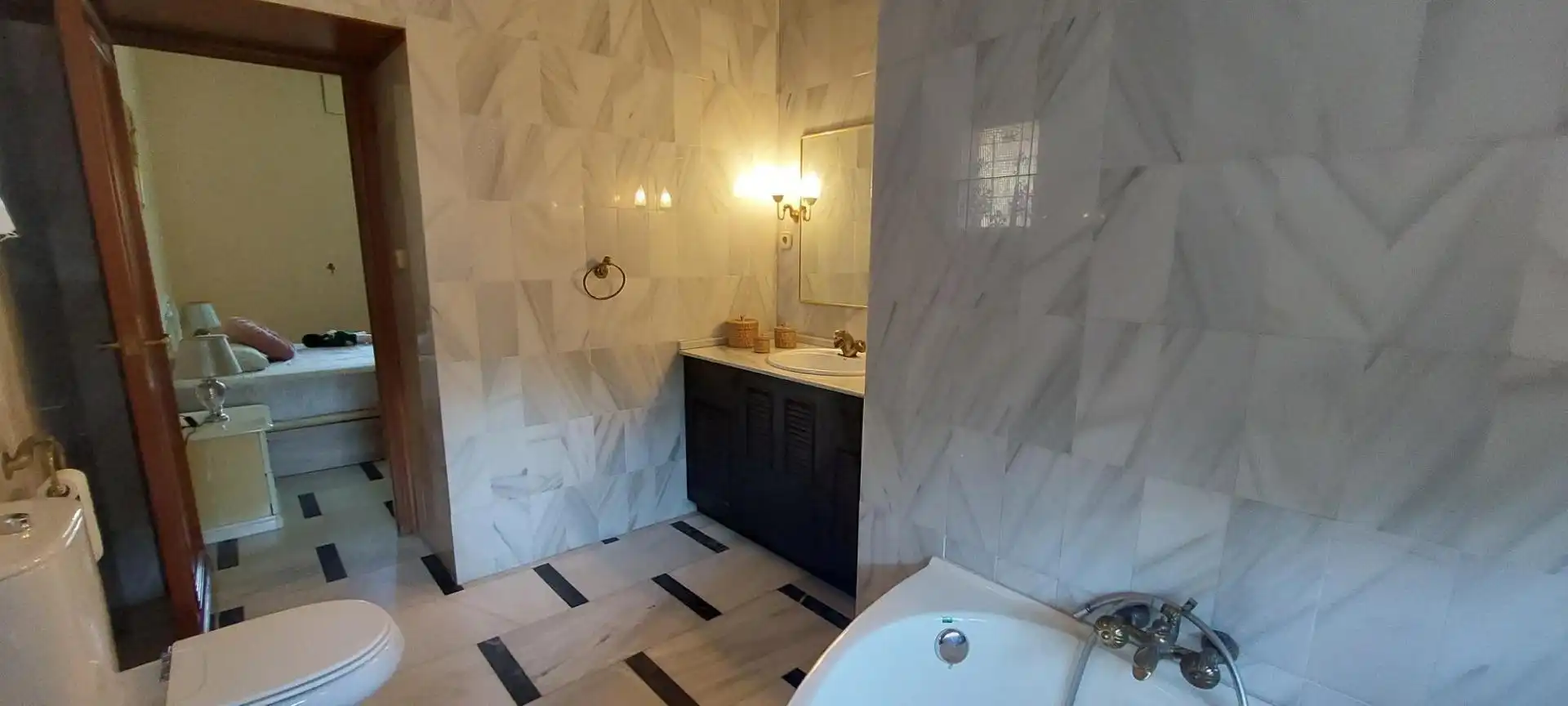 Chalet con piscina en venta en Cerros de Montequinto, imagen 23
