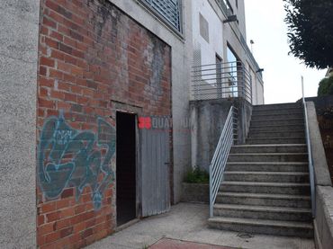 Local comercial en venda a Castiñeiriño - Cruceiro de Sar
