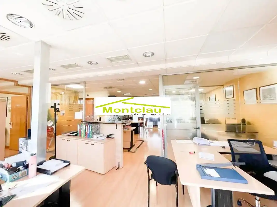 Office for rent in Mollet del Vallès  with Air Conditioner