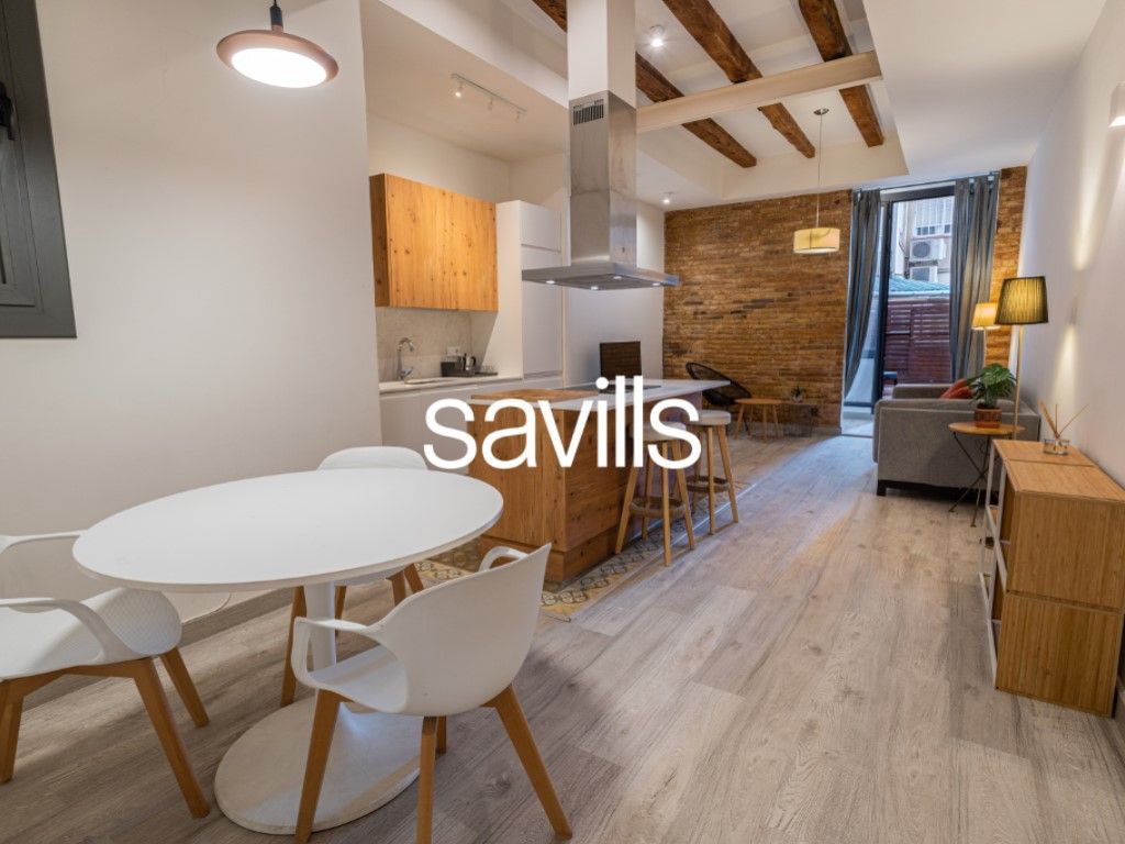 Cuina de Apartament en venda en  Barcelona Capital amb Aire condicionat, Terrassa i Moblat