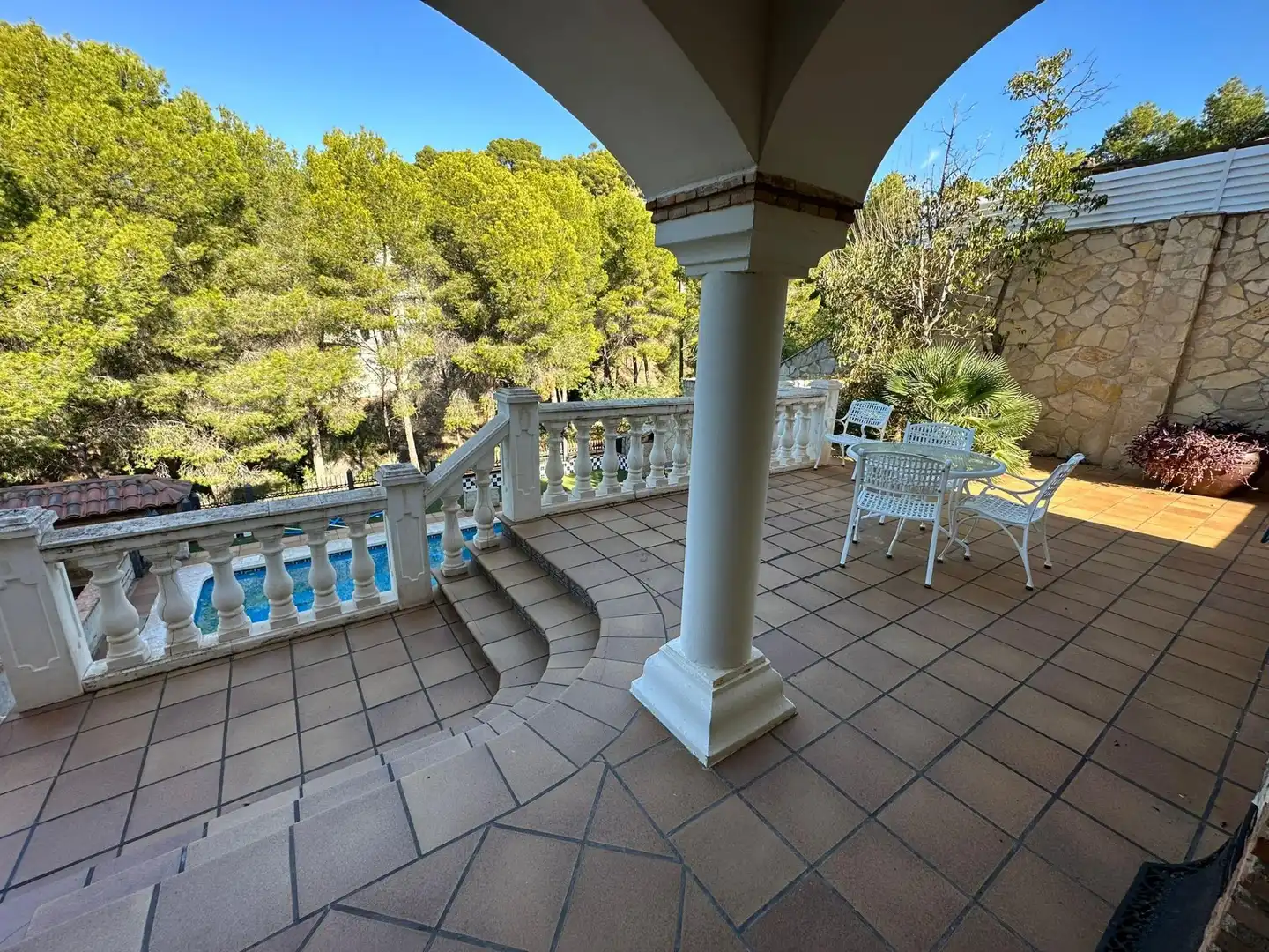 Terrassa de Casa o xalet en venda en Benicasim / Benicàssim amb Aire condicionat, Jardí privat i Terrassa