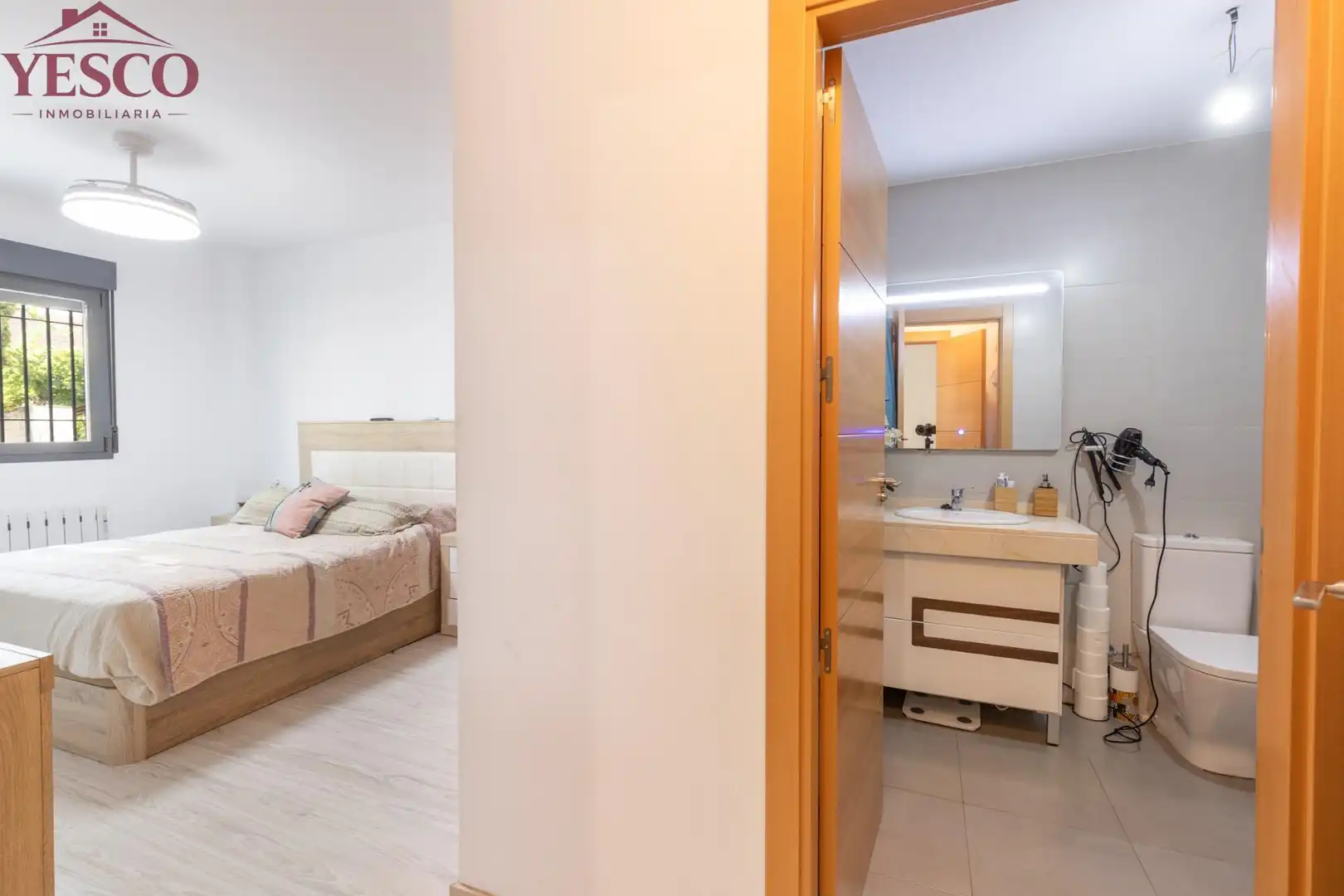 Schlafzimmer von Wohnung zum Verkauf in Churriana de la Vega mit Klimaanlage