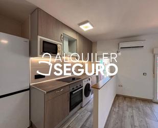 Kitchen of Flat to rent in  Madrid Capital  with Air Conditioner and Heating