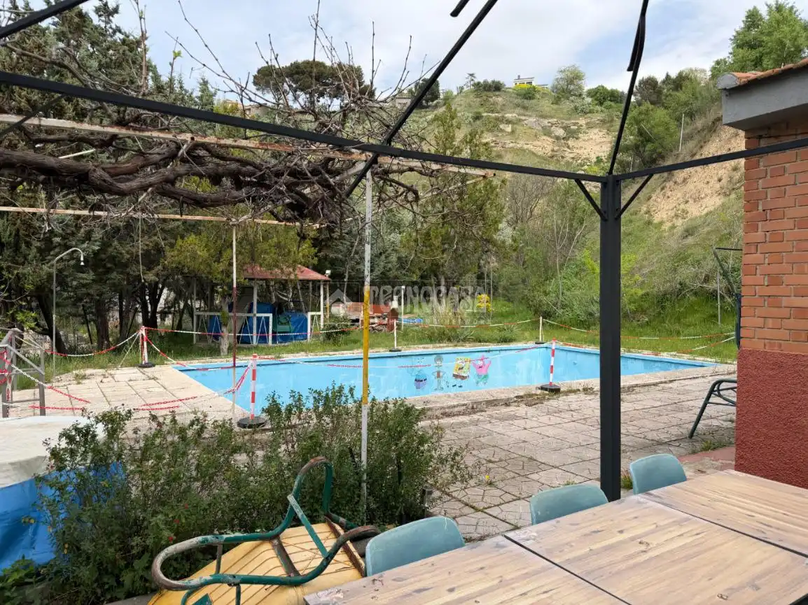 Piscina de Casa o chalet en venta en Paracuellos de Jarama