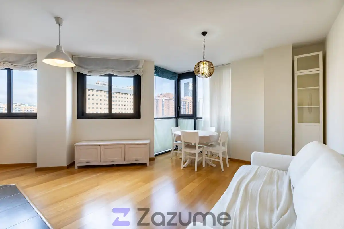 Wohnung zur Miete in Av. de la Gran Vía del Sureste, Ensanche de Vallecas - La Gavia