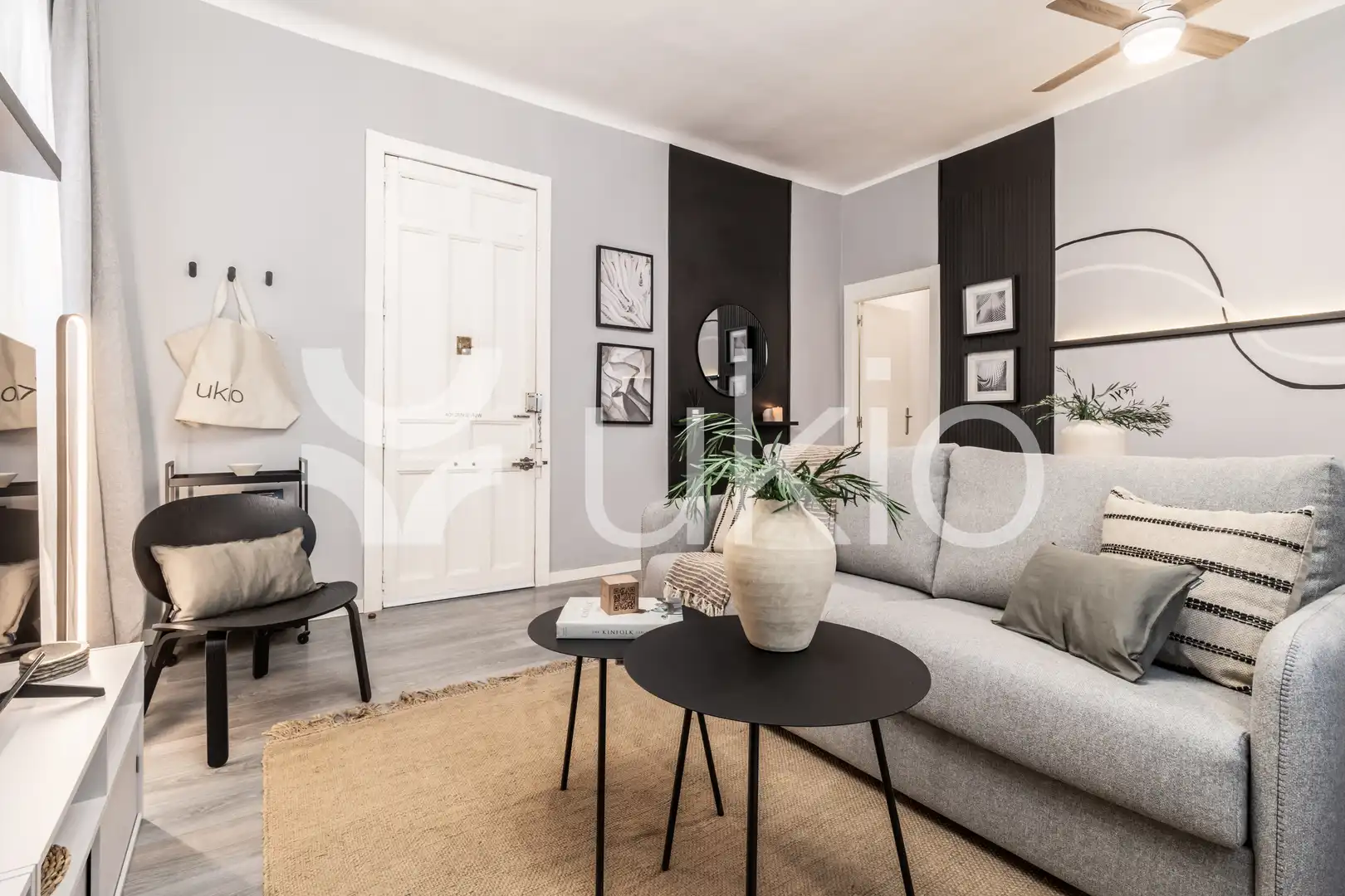 Sala de estar de Apartamento de alquiler en Madrid con Aire acondicionado, Calefacción y Amueblado