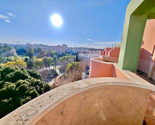 Vista exterior de Àtic en venda en Orihuela amb Aire condicionat, Calefacció i Terrassa