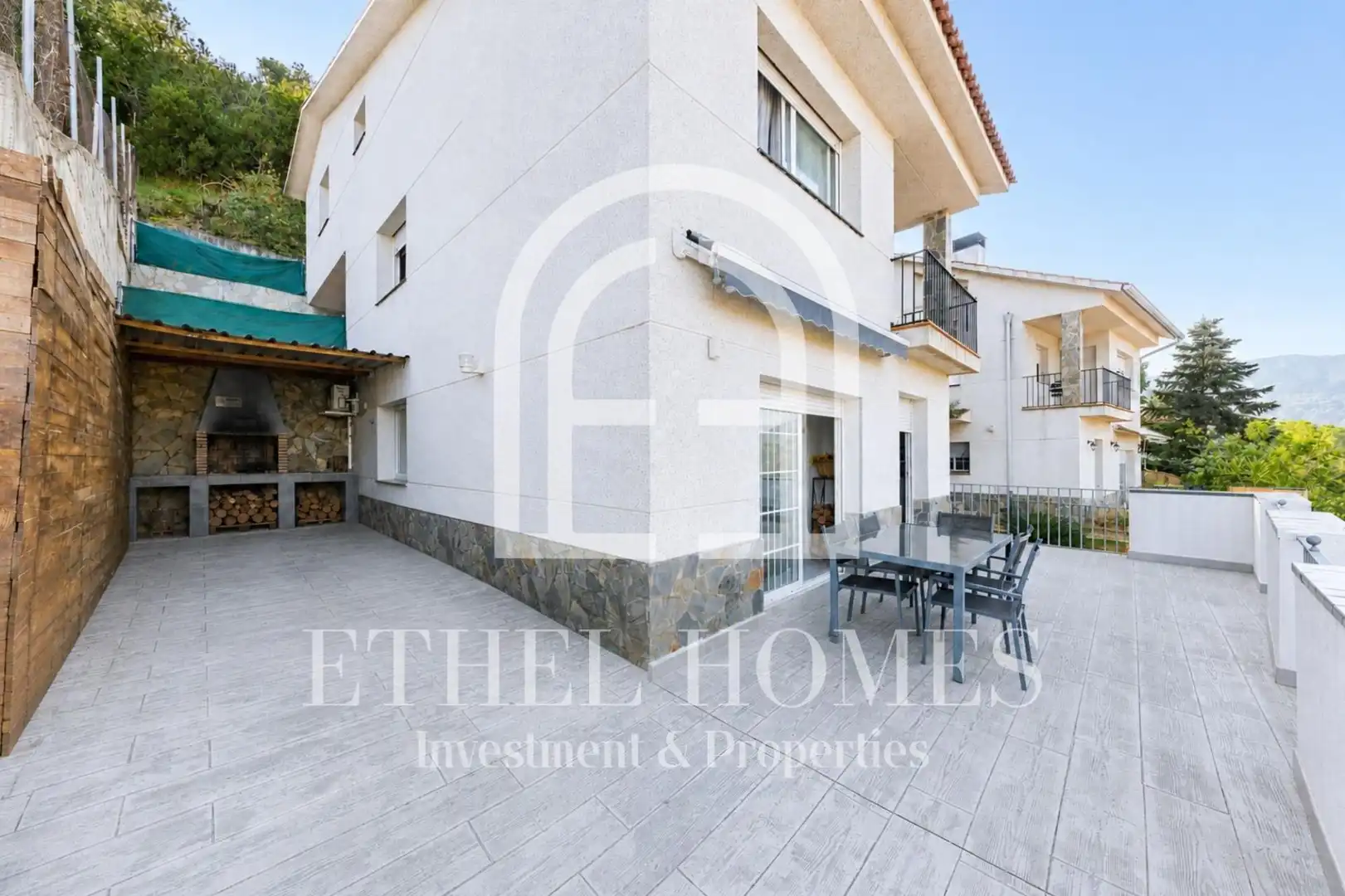 Vista exterior de Casa o chalet en venta en Sant Fost de Campsentelles con Calefacción, Jardín privado y Terraza