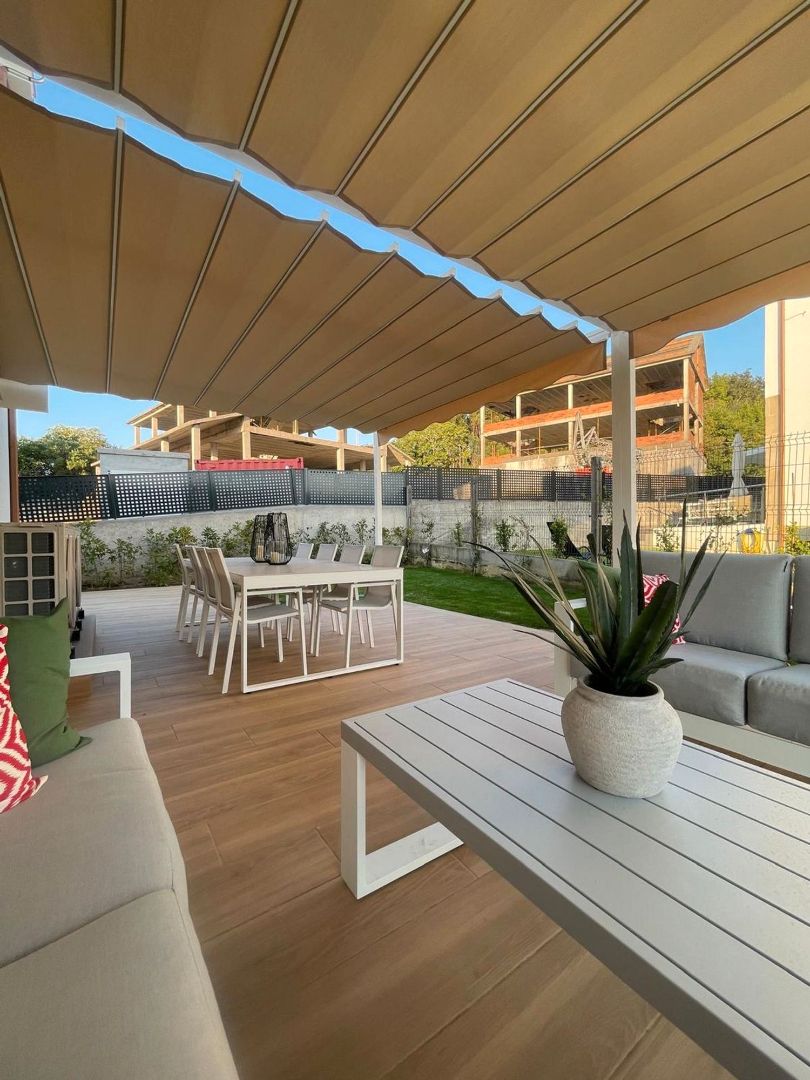 Terrassa de Casa adosada en venda en Sanxenxo amb Aire condicionat, Calefacció i Jardí privat