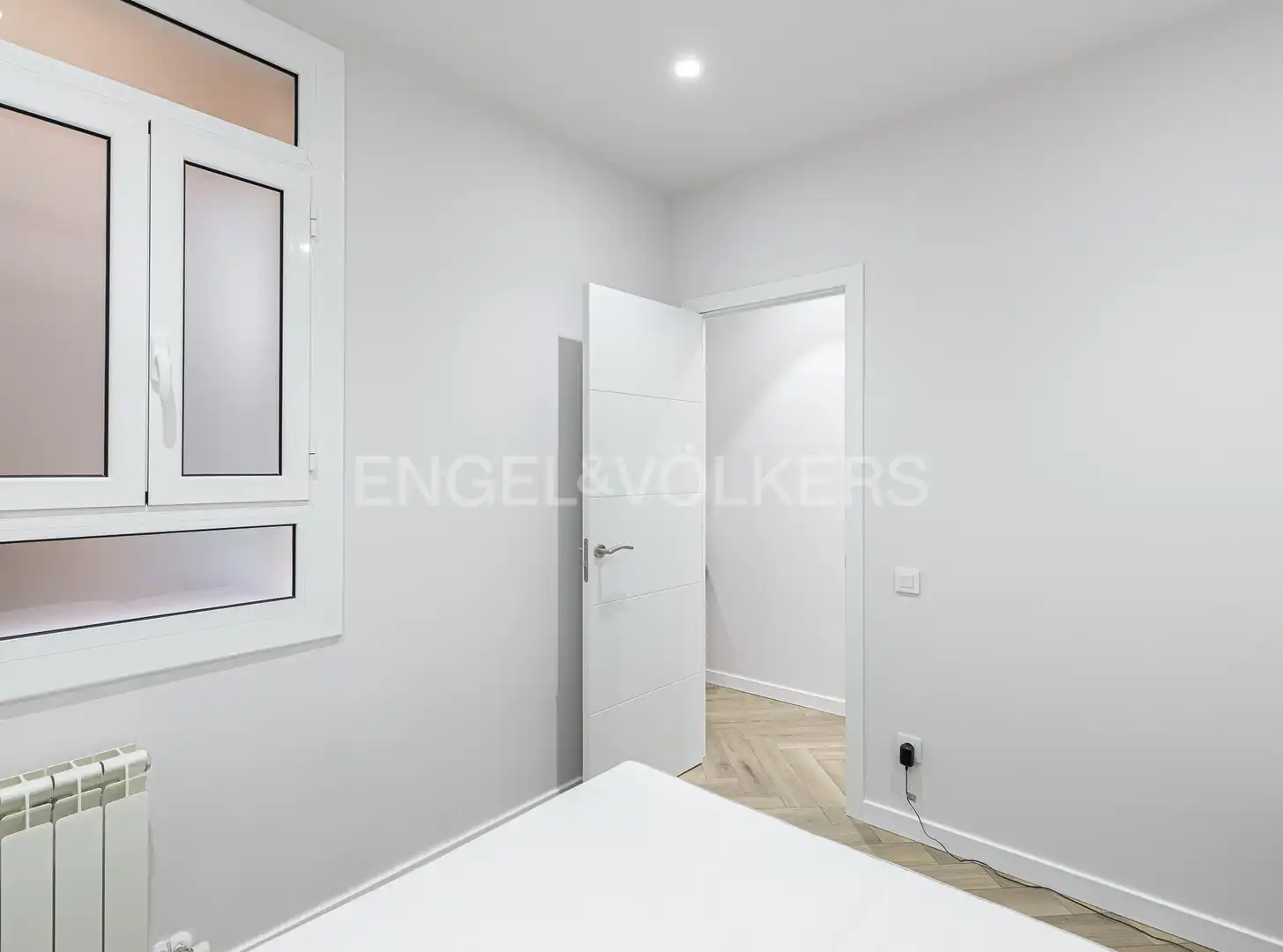 Bedroom of Flat for rent in Barcelona  with Air Conditioner, Heating and Parquet flooring