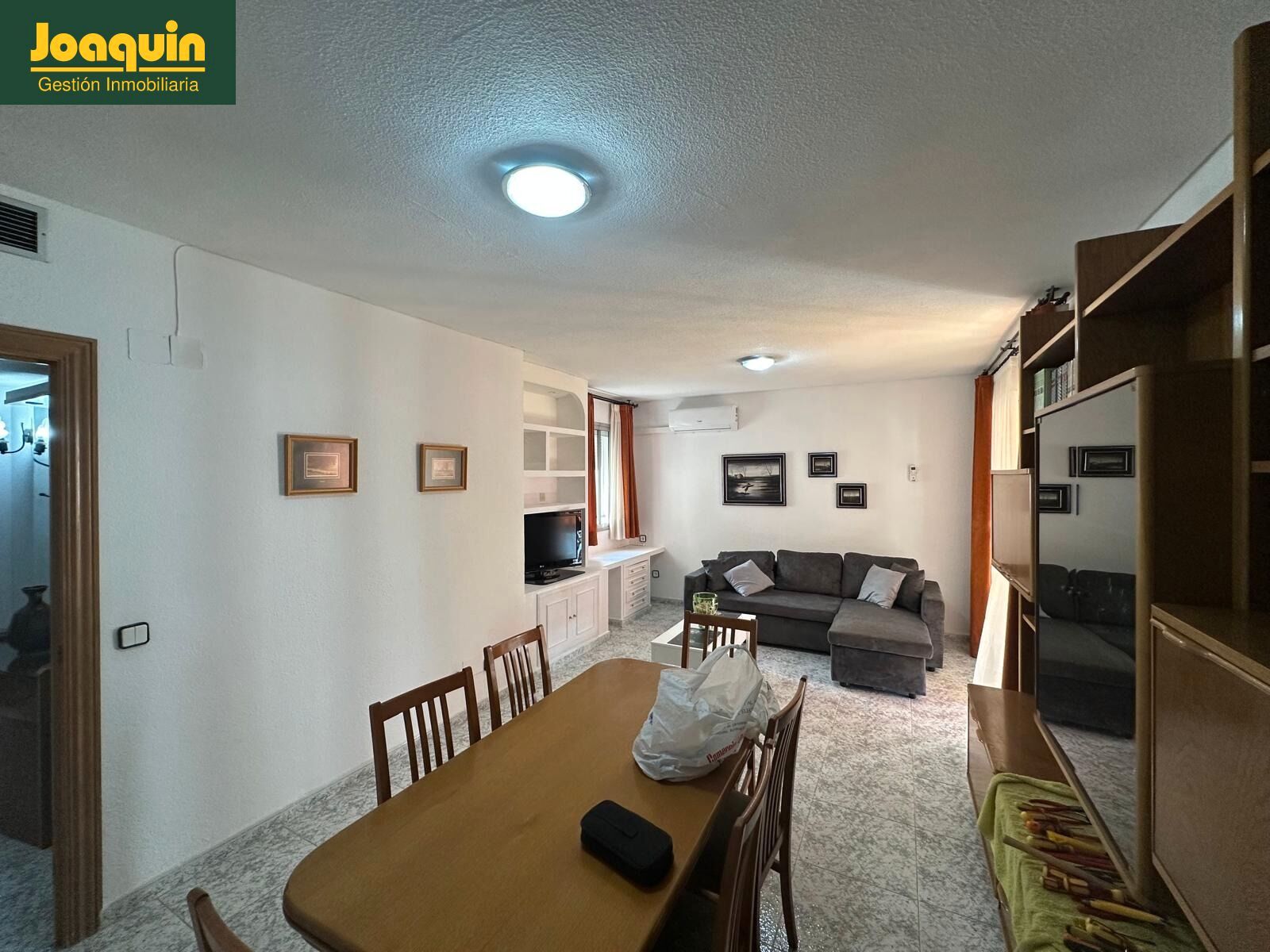 Sala de estar de Piso de alquiler en  Córdoba Capital con Aire acondicionado y Terraza