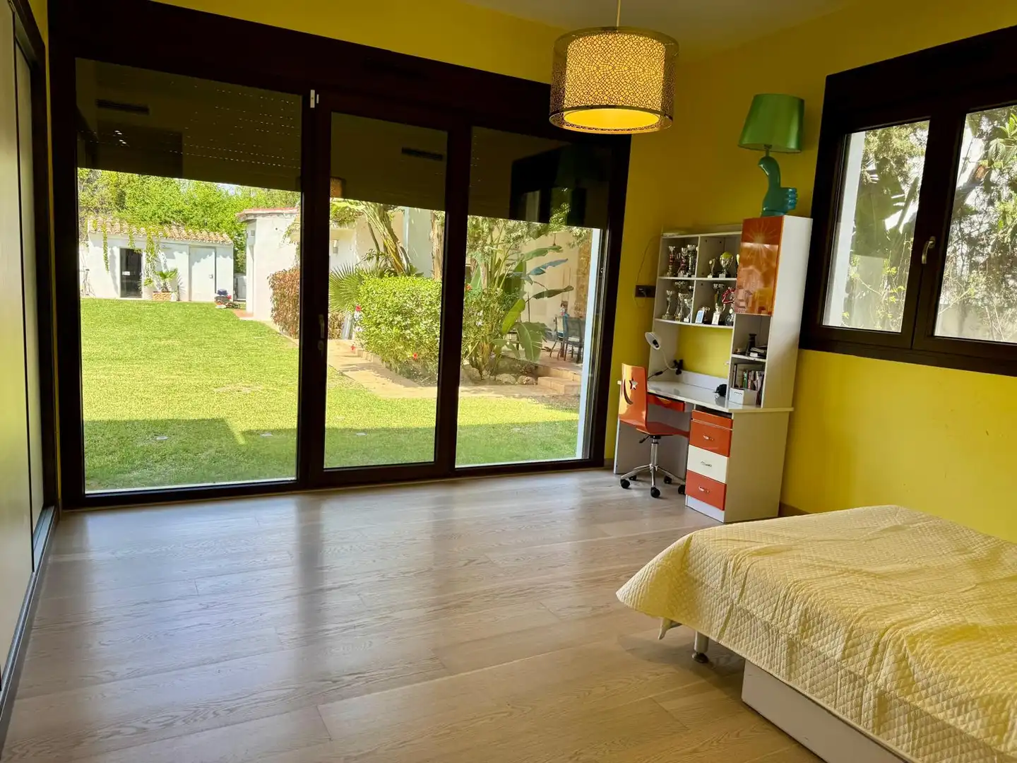 Dormitori de Casa o xalet de lloguer en Marbella amb Aire condicionat, Calefacció i Jardí privat