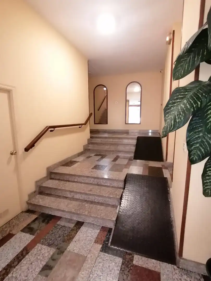 Piso en venta en Gijón  con Calefacción, Terraza y Trastero