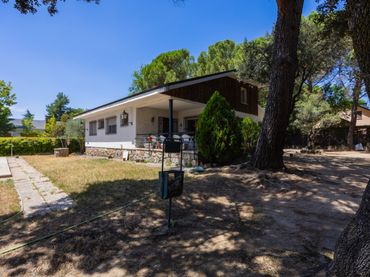 Detached house for sale in Calle Santa Isabel