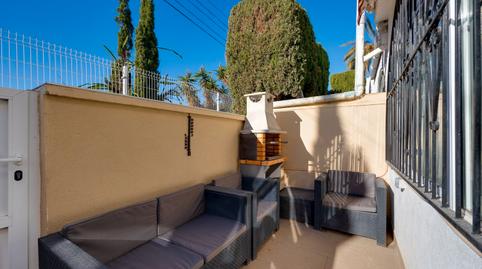 Foto 5 de Casa adosada en venda a Calle Embarcacion Carmen Flores, Nueva Torrevieja, Torrevieja