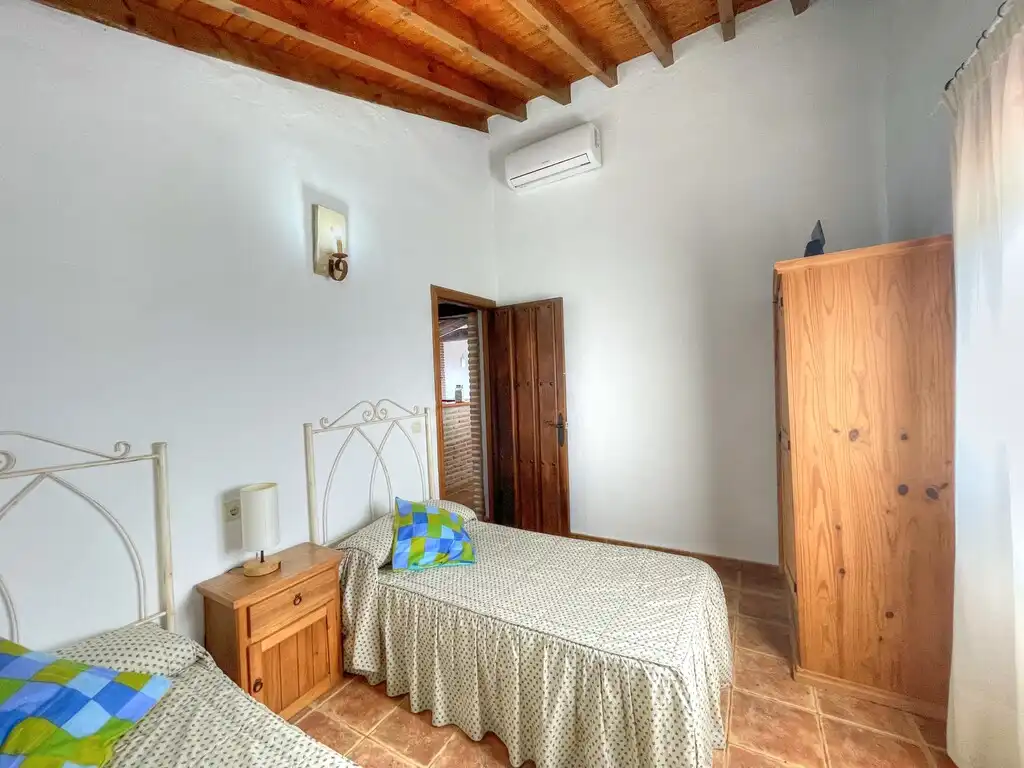 Casa rústica con piscina en venta en El Borge, imagen 16