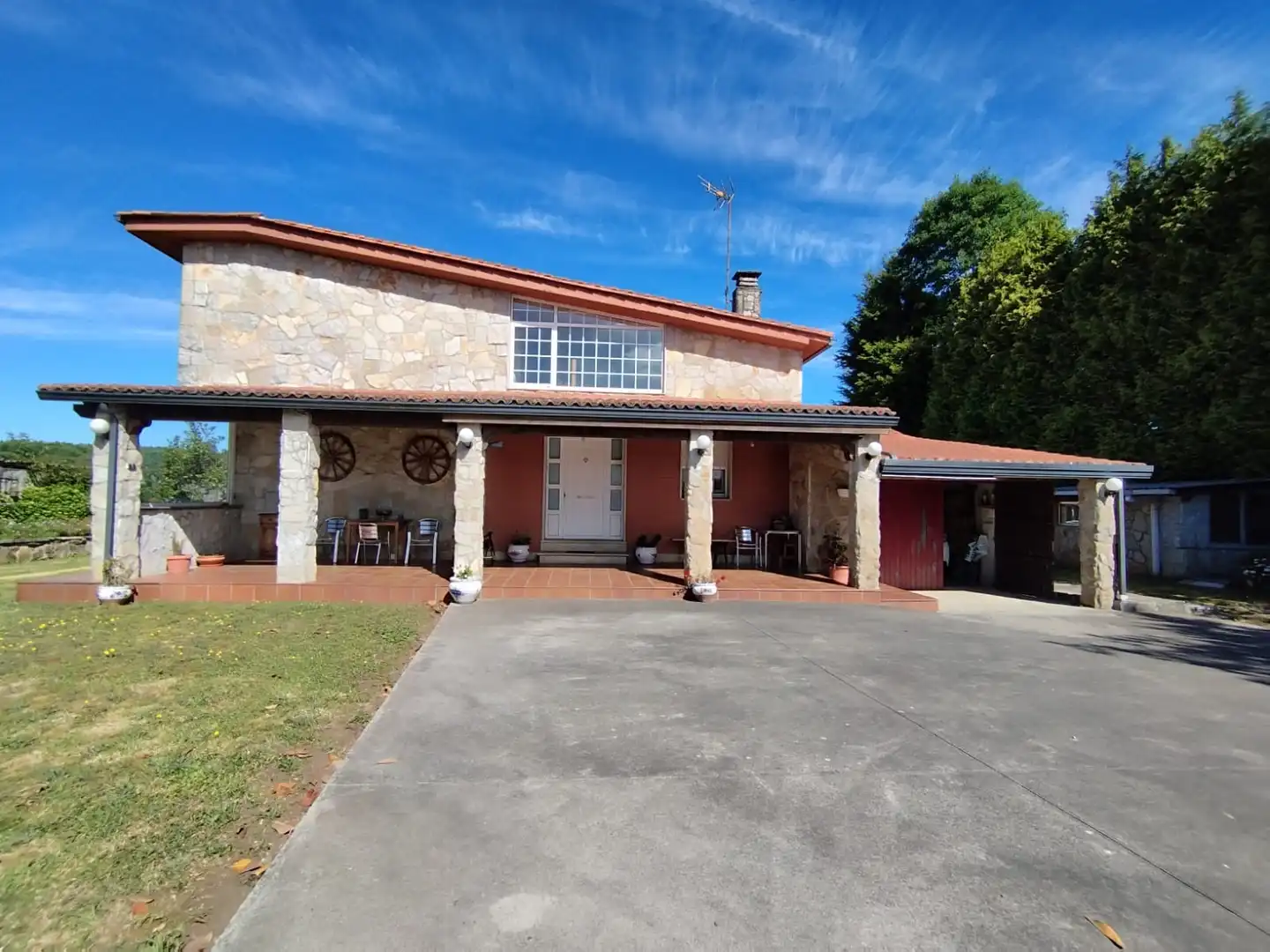 Vista exterior de Casa o chalet en venta en Cerceda con Calefacción, Terraza y Horno