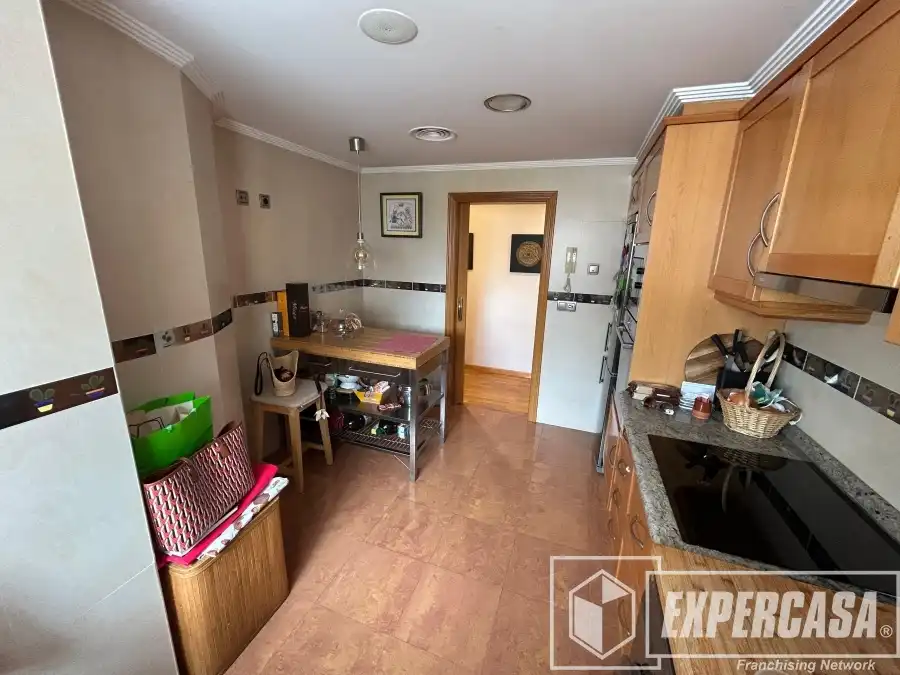Cocina de Piso en venta en Riba-roja de Túria con Aire acondicionado y Terraza