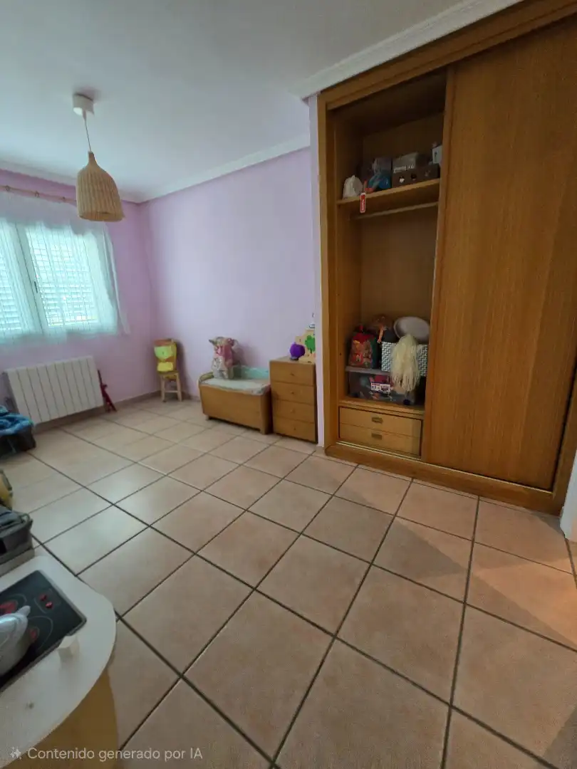 Dormitori de Casa o xalet en venda en Benicasim / Benicàssim amb Aire condicionat, Calefacció i Jardí privat