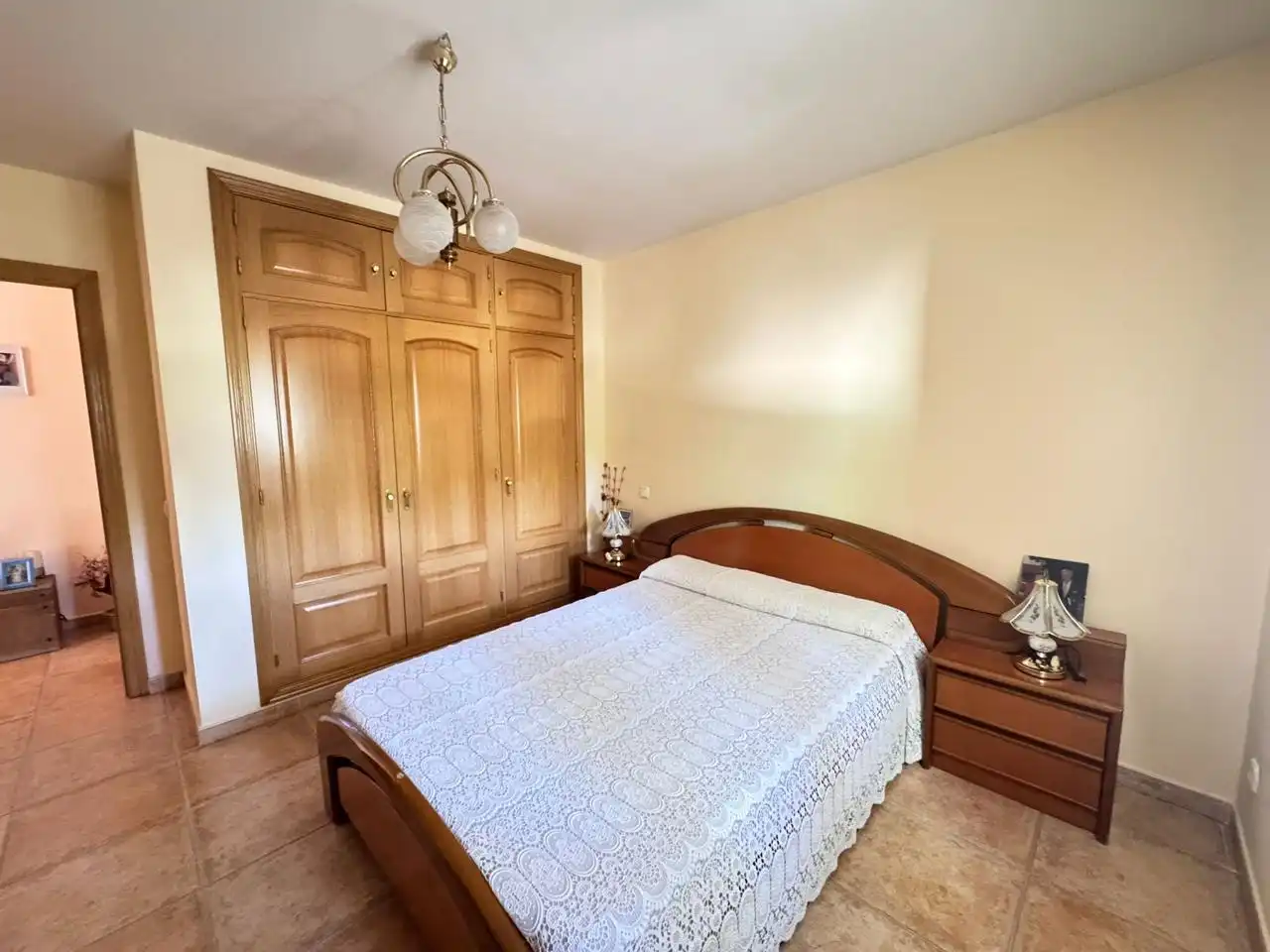 Schlafzimmer von Haus oder Chalet zum Verkauf in Galapagar mit Klimaanlage, Heizung und Privatgarten