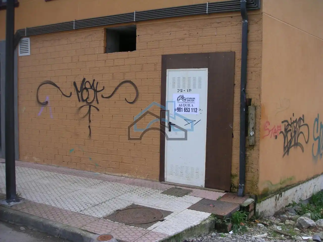 Local comercial en alquiler en Cambre, imagen 2