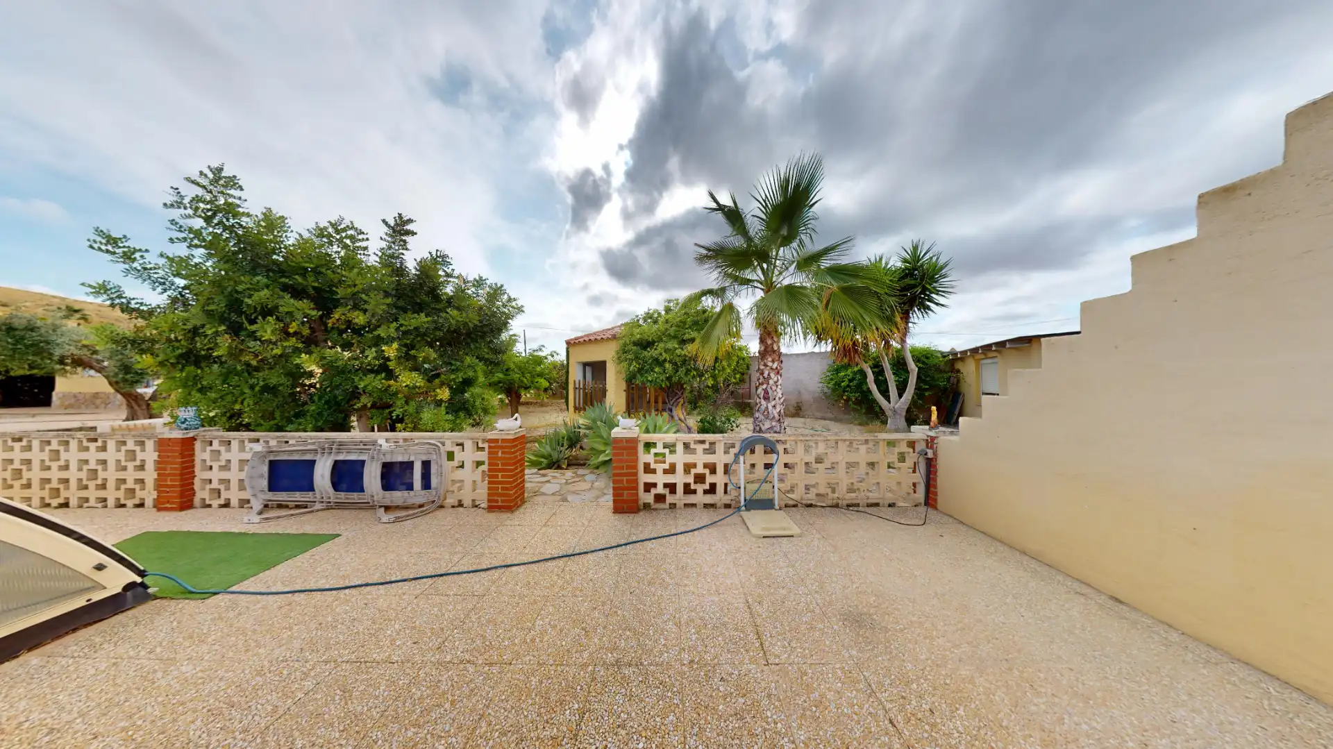Garden of Houses for sale in Elche / Elx  with Air Conditioner, Heating and Private garden