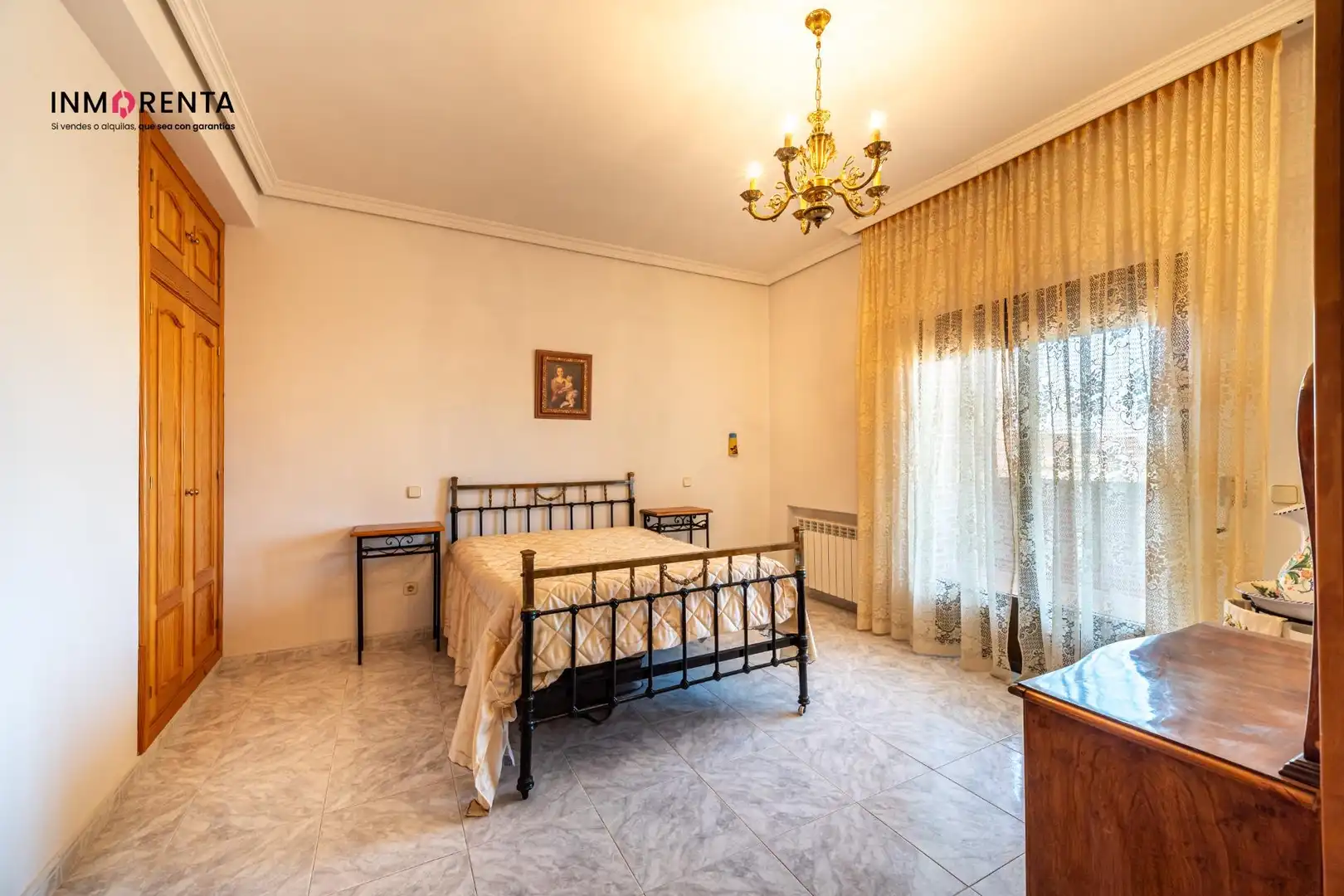 Habitación de Casa adosada en venta en La Mata con Calefacción, Terraza y Amueblado