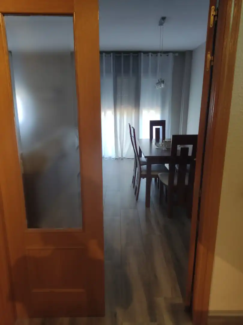 Menjador de Casa adosada en venda en Seseña amb Calefacció, Terrassa i Moblat