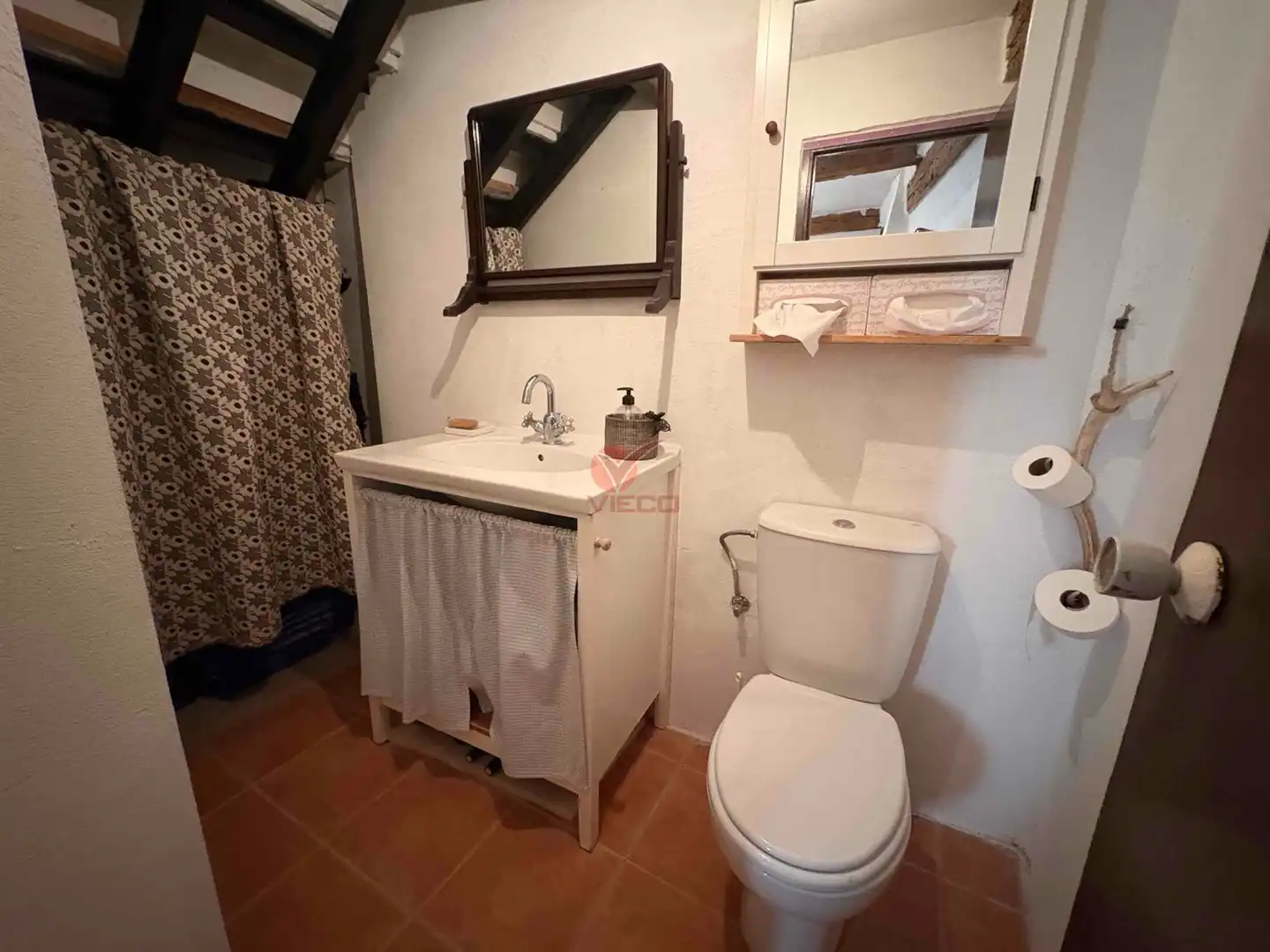 Bathroom of Houses for sale in Palomera  with Heating and Storage room