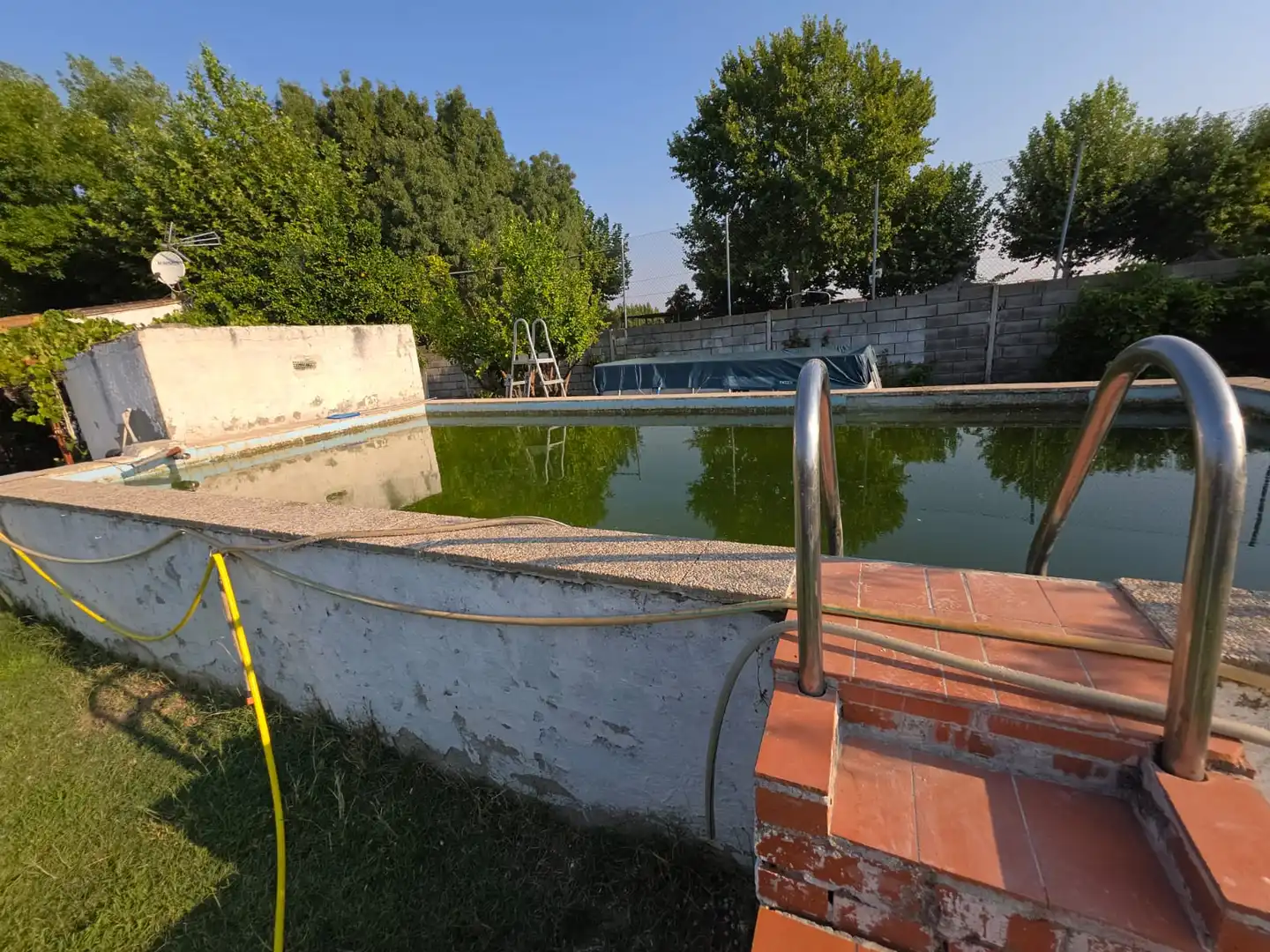 Piscina de Finca rústica en venda en Talavera de la Reina amb Jardí privat