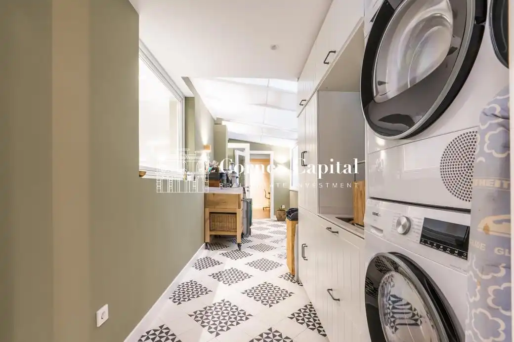 Piso en venta en Barcelona con Aire acondicionado, Terraza y Trastero