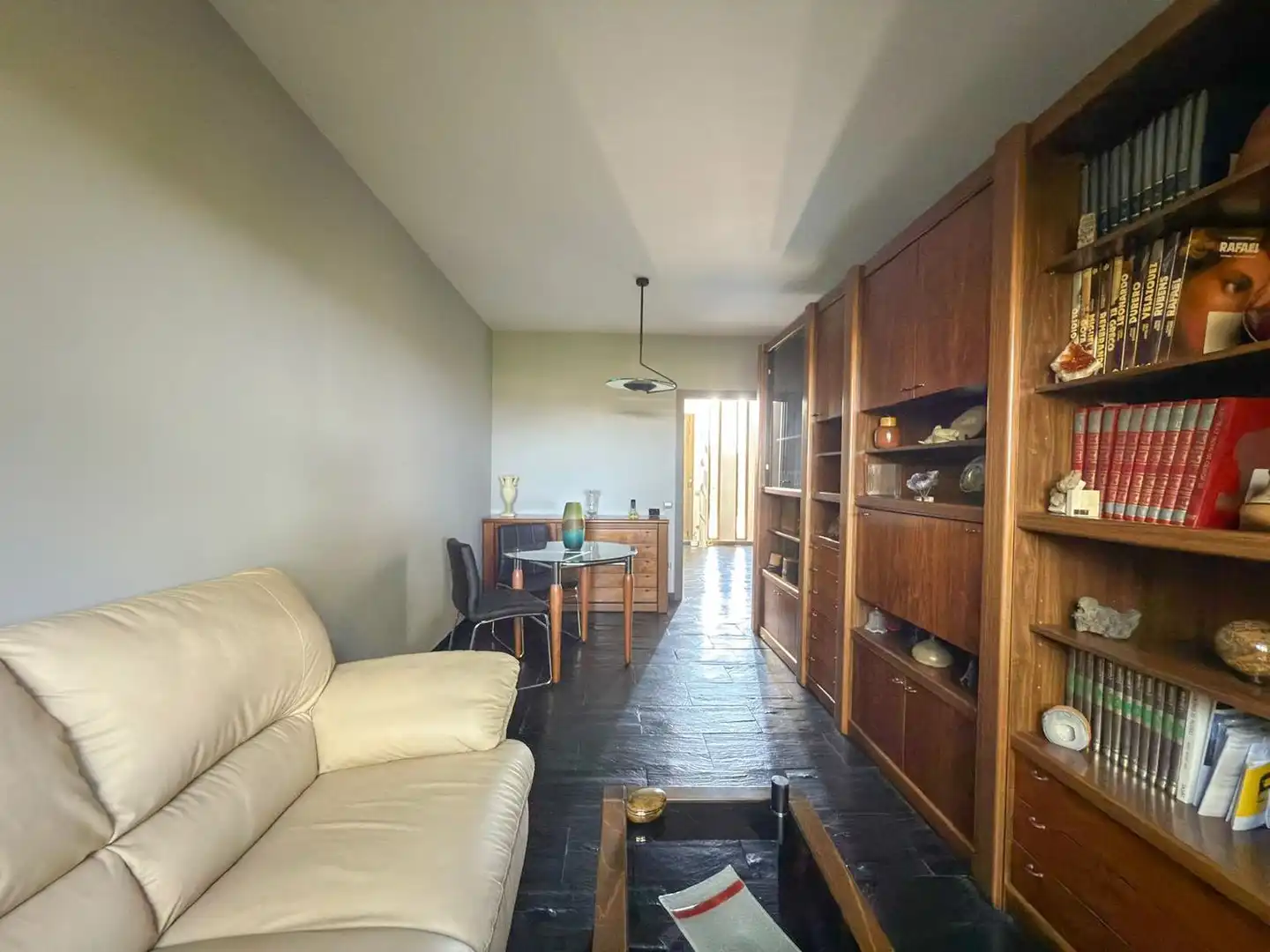 Sala d'estar de Casa o xalet en venda en Torrelodones amb Calefacció i Traster