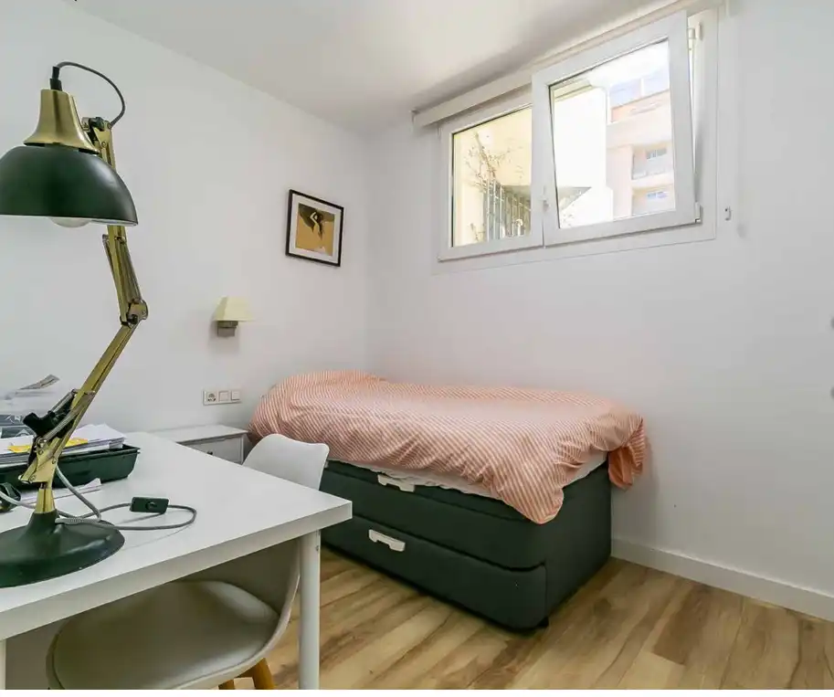 Schlafzimmer von Wohnung zum Verkauf in Fuengirola mit Möbliert, Ofen und Waschmaschine
