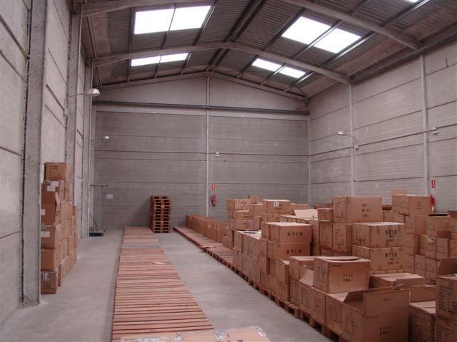 Nau industrial en venda en La Pobla de Vallbona