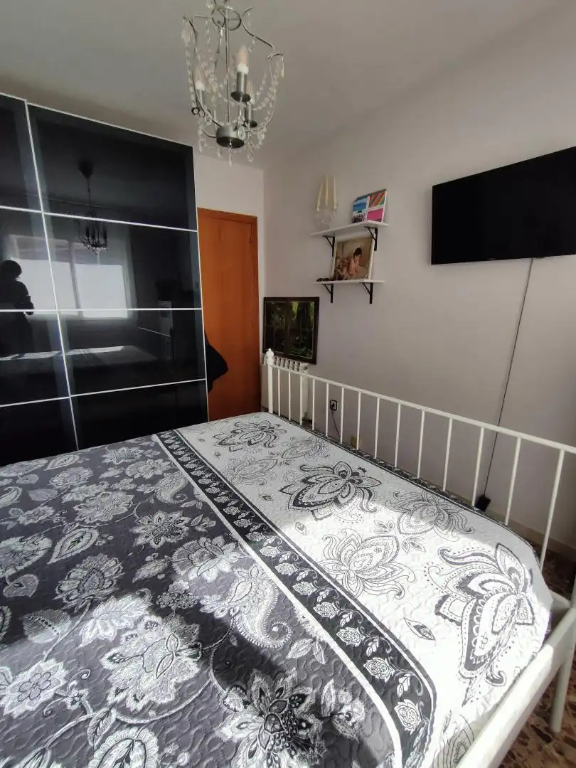 Habitación de Piso en venta en Terrassa con Calefacción y Balcón